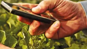 mobile, agronomic tools